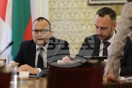 Комисия по икономическа политика и иновации  - заседание