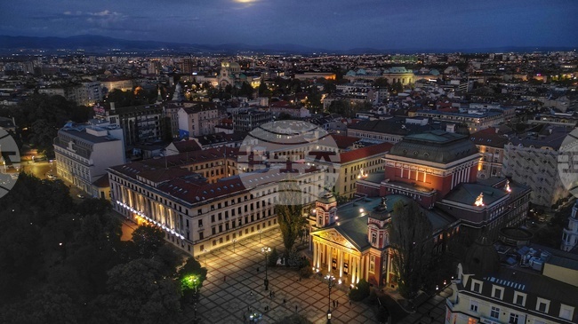 Президентът Румен Радев ще присъства на благотворителния спектакъл "Българската Коледа", който тази година е в подкрепа на хронично и тежко болните деца