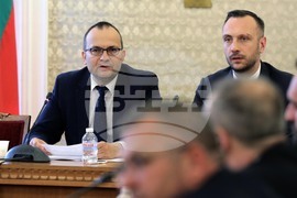 Комисия по икономическа политика и иновации  - заседание