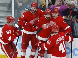 Red Wings Bruins Hockey