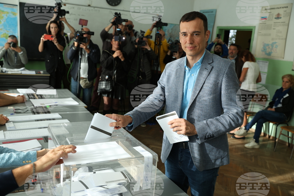 Васил Терзиев - гласуване - местни избори 2023