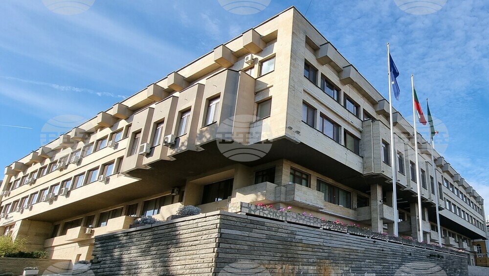 Поетапно пускане на фонтани, чешми и водни съоръжения започва в Шумен