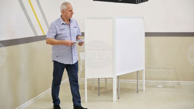 Municipal Administrations to Provide Polling Screens for April 19 Elections