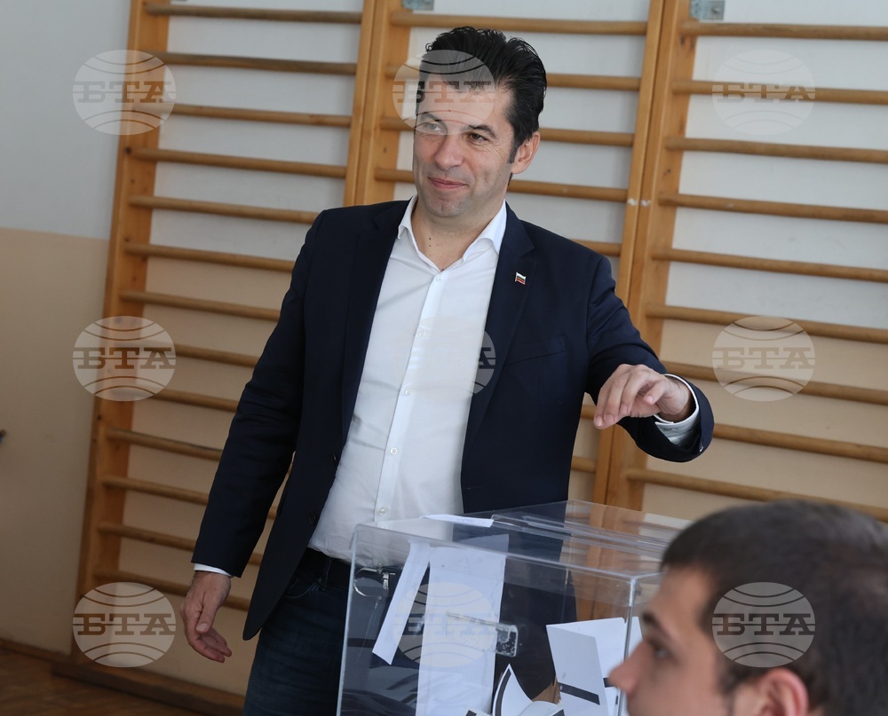 Кирил Петков - гласуване - местни избори 2023