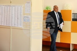 Бойко Борисов - гласуване - местни избори 2023