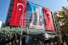 Турция празнува 100-годишния си юбилей