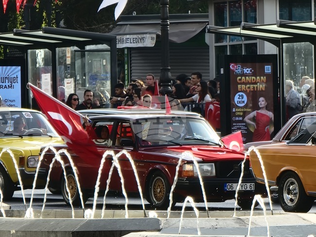 Турция - Анкара - парад на ретро автомобили