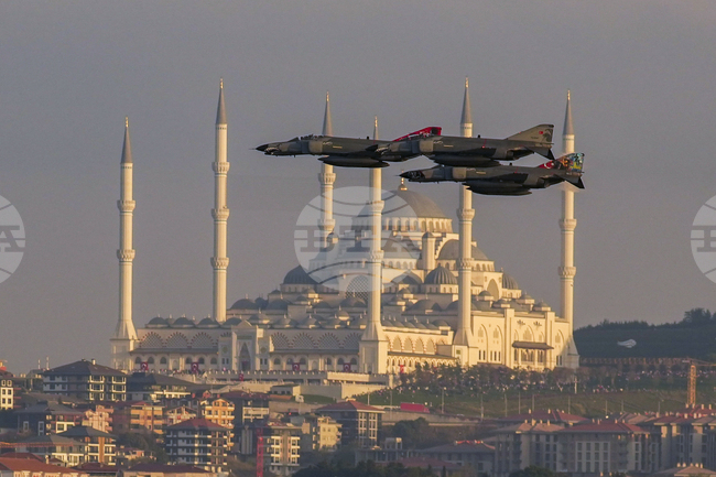 Турция ще достави 48 изтребителя КААН на Индонезия, обяви турският президент