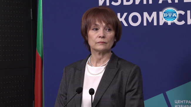 Избирателната активност за страната към 16:00 ч. е 34,16%, обяви Росица Матева