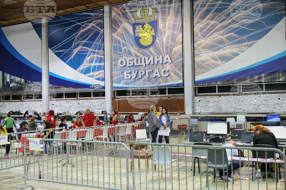 Бургас - местни избори 2023 - предаване на изборни книжа