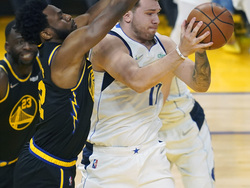 Mavericks Warriors Basketball