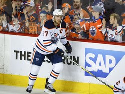 Oilers Flames Hockey