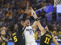 Mavericks Warriors Basketball