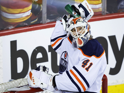 Oilers Flames Hockey