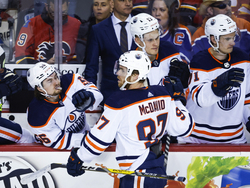 Oilers Flames Hockey