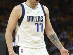 Mavericks Warriors Basketball
