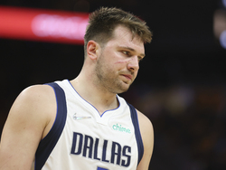 Mavericks Warriors Basketball
