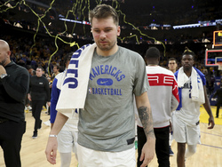 Mavericks Warriors Basketball