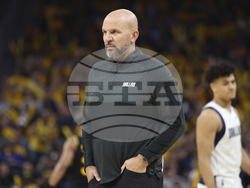 Mavericks Warriors Basketball