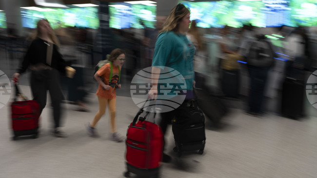 Икономическото доверие в еврозоната достига най-високото си ниво от 2023 г., сочат данни на ЕК 