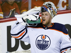 Oilers Flames Hockey