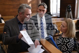 ВАС - дело - машини - избори