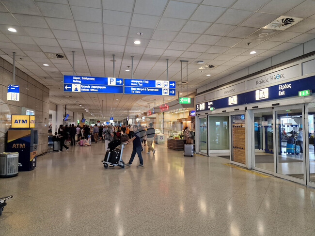Международното летище в Атина ще бъде разширено и модернизирано до 2032 година