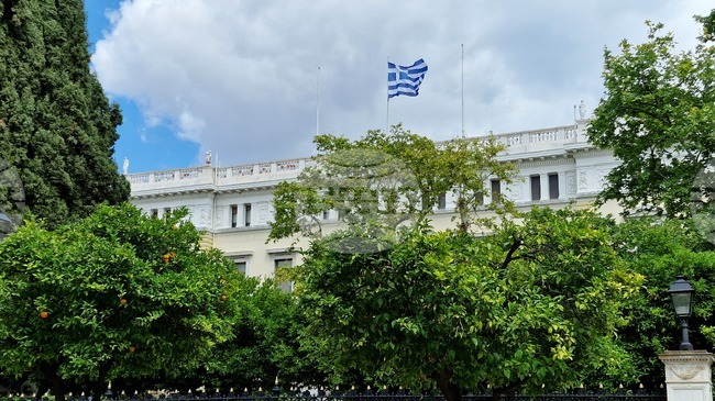 Тримата новоназначени гръцки министри положиха клетва