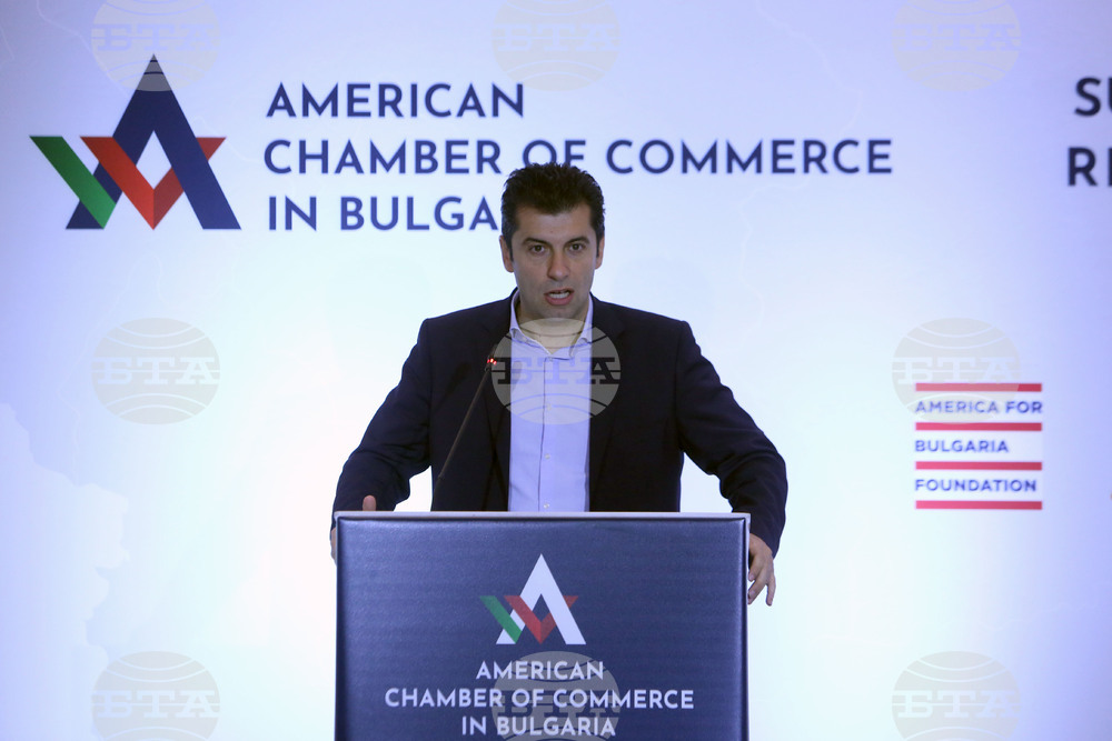 PM Petkov Outlines Continuing Fight against Corruption as Main Task