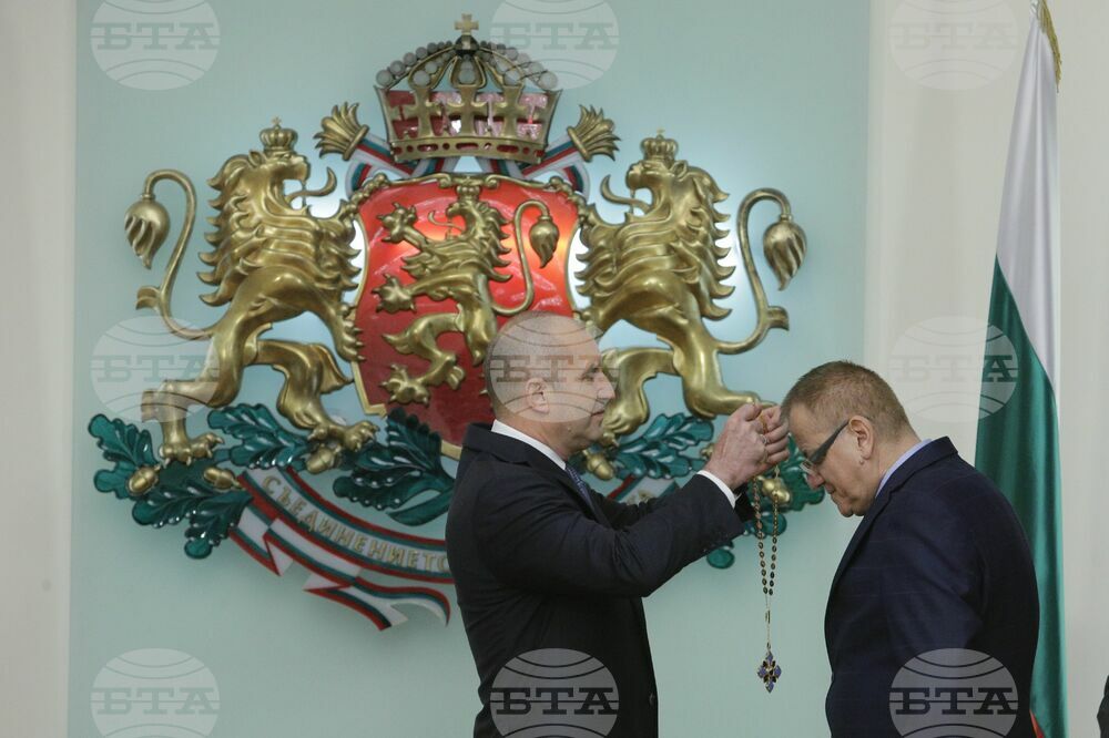Румен Радев - културни дейци - отличия - връчване
