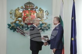 Румен Радев - културни дейци - отличия - връчване