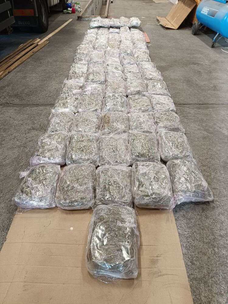 Агенция „Митници“: 91,5 кг марихуана задържаха митнически служители при проверка в района на ГКПП Кулата