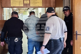 Сливен - съд - мярка за задържане