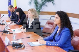 Румъния - Алина Горгиу - Вера Йоурова - среща