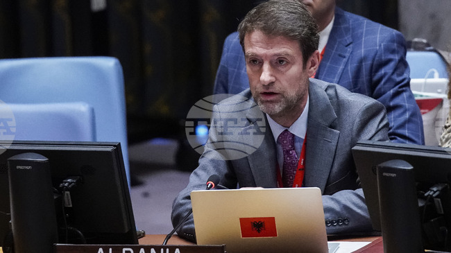 Албанският външен министър Ферит Ходжа заминава за Брюксел, където ще се срещне с Кая Калас и Марта Кос