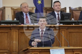 Парламент - Мирослав Иванов