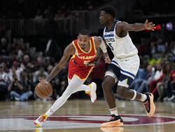 Timberwolves Hawks Basketball