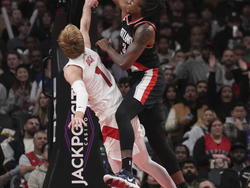 Trail Blazers Raptors Basketball