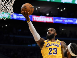 Magic Lakers Basketball