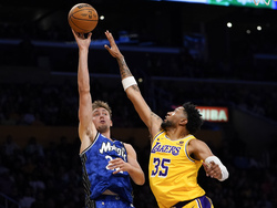 Magic Lakers Basketball