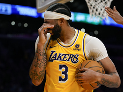Magic Lakers Basketball
