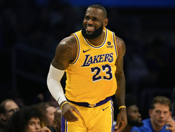 Magic Lakers Basketball