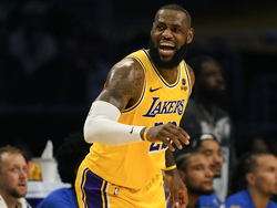 Magic Lakers Basketball