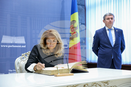 Молдова - Илияна Йотова - Игор Гросу