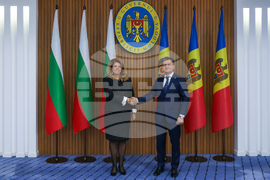 Молдова - Илияна Йотова - Дорин Речан - среща