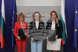 Меморандум за сътрудничество между Сдружение "Съвет на жените в бизнеса в България" и Министерство на труда и социалната политика - подписване