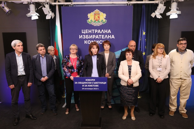 Камелия Нейкова: Ще има нова процедура по доверено изграждане на изходния код и нов хеш код на машините за гласуване