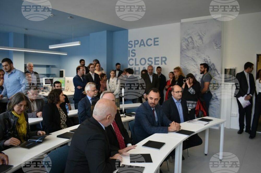 Renovated Space Research Laboratory Inaugurated at Faculty of Physics of Sofia University
