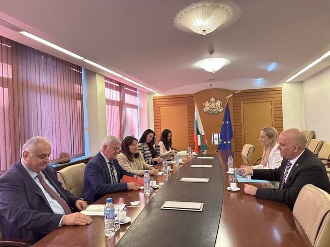 Министър Вътев и посланикът на Държавата Израел в България обсъдиха възможностите за сътрудничество в областта на напояването