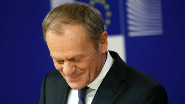 ПАП: Полският премиер, президент и председател на парламента са с най-високо доверие според проучване